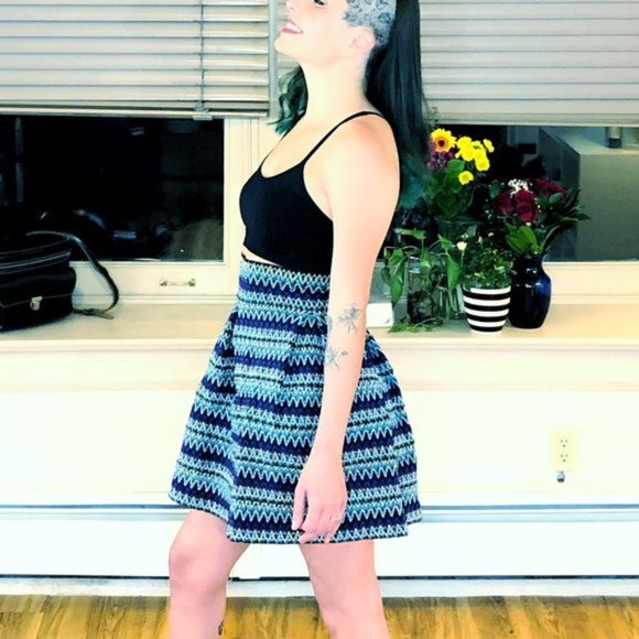 High Waisted Pleated Streetware Summer Skirt NWOT - Picture 2 of 6